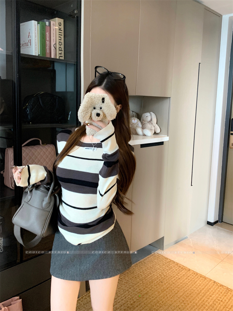 Women's Striped Color Block Knit Sweater Top - Image 3