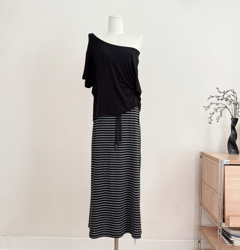 ZHOUMIAO Off-Shoulder Short Sleeve Loose Fit T-Shirt for Women Casual Summer Top