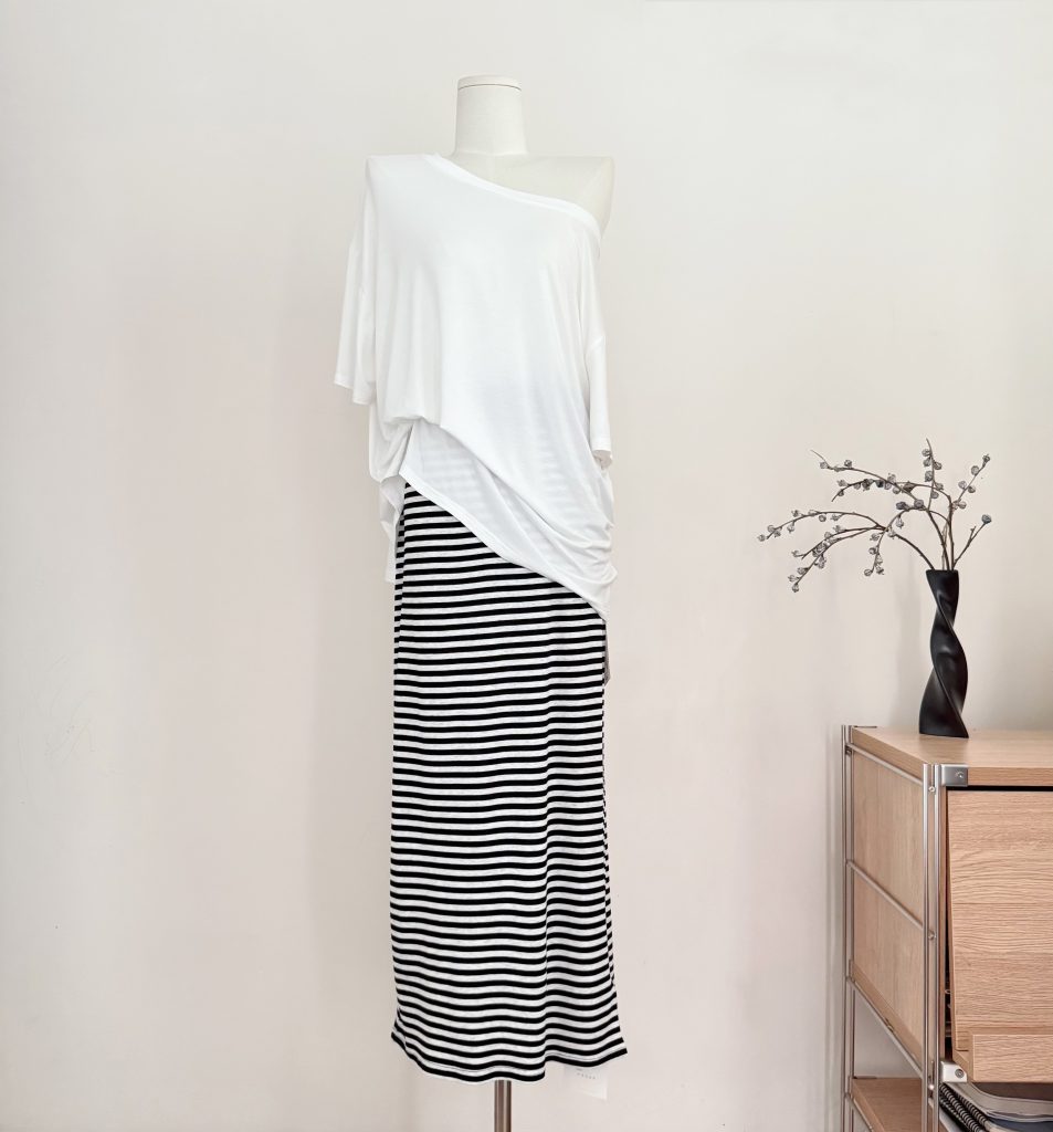 Women's One-Shoulder Short Sleeve T-Shirt Summer Knit Loose Lyocell Slimming Design Top