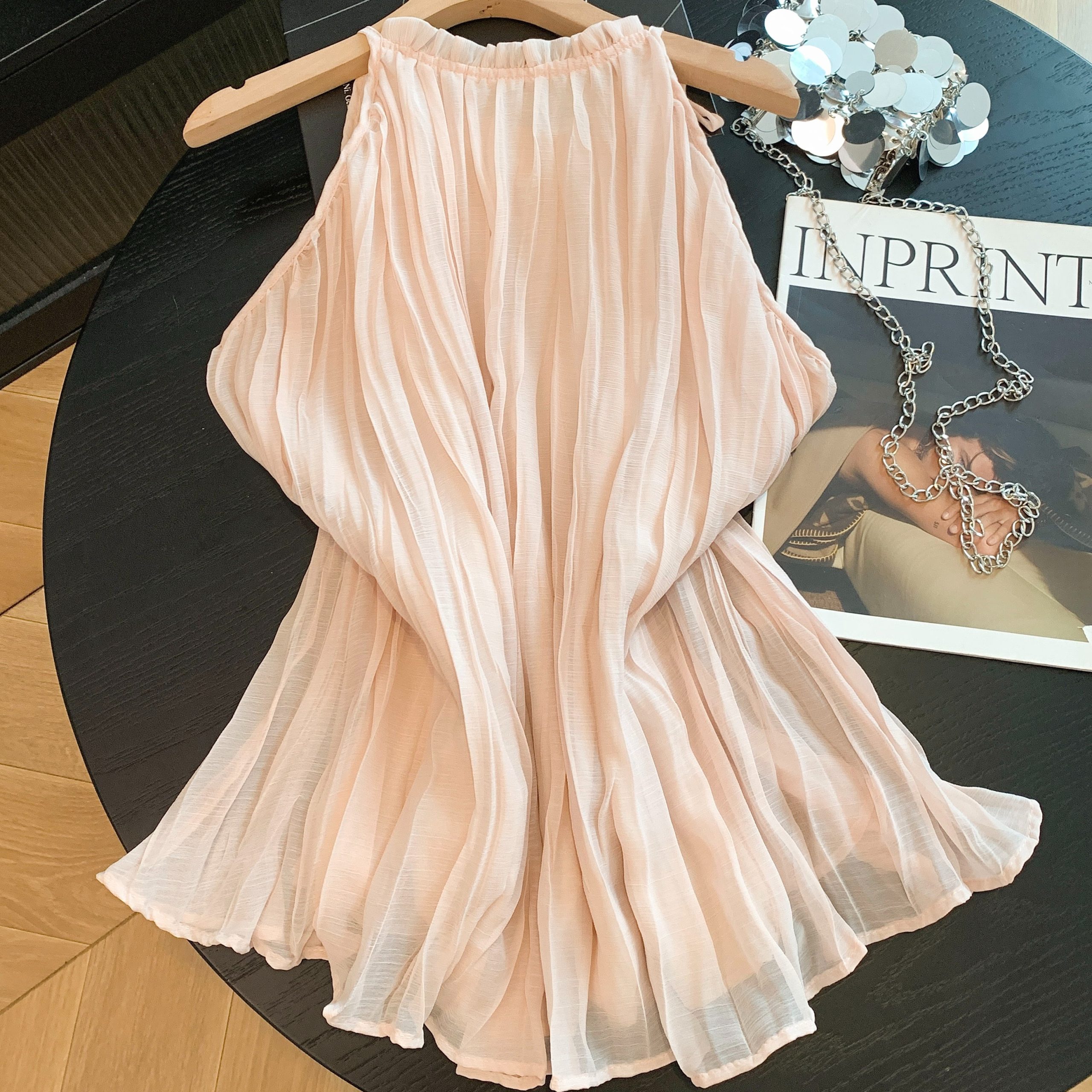 Women's Halter Neck Ruffle Sleeveless Tank Top 2026 Summer Loose Slimming Chic Outerwear - Image 5