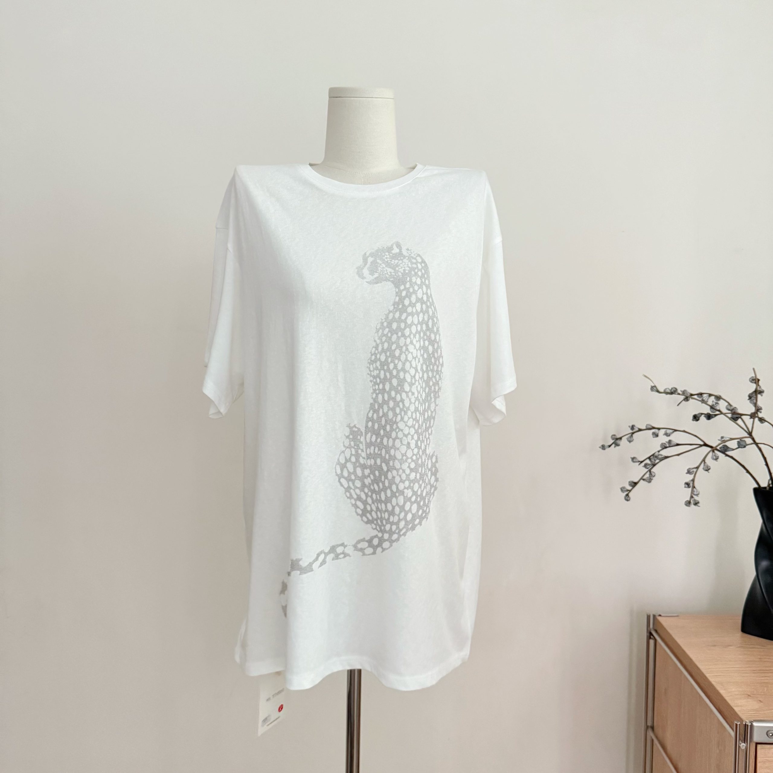 Laareetoo 70% Cotton Leopard Print Short Sleeve T-Shirt for Women Summer 2026 New Mid-Length Loose Slimming Top - Image 2