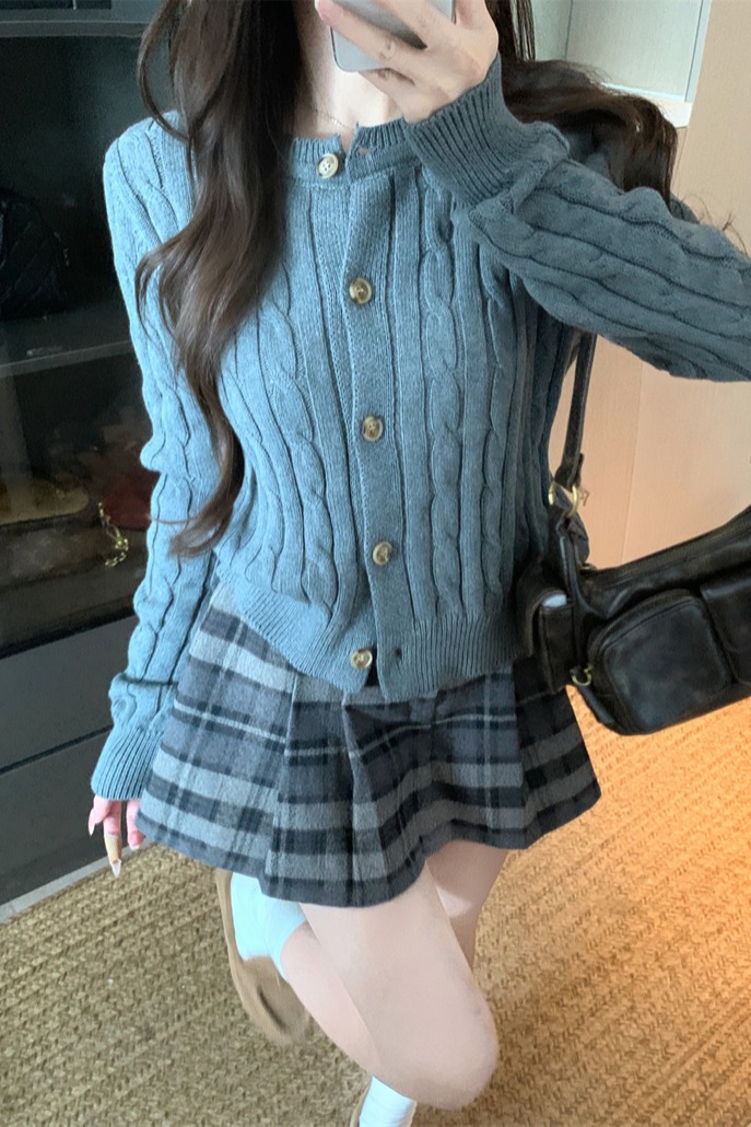 Cable Knit Round Neck Sweater Cardigan for Women - Image 5